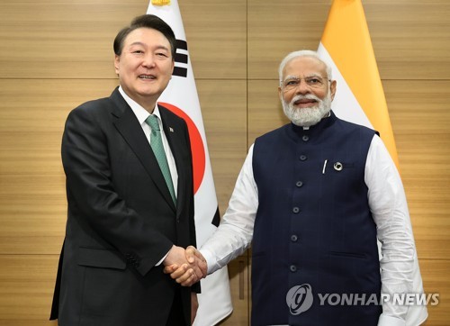 尹锡悦和印度总理莫迪在日本举行会谈