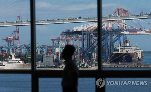 详讯：韩7月贸易收支再现顺差 仅因进口降幅更大