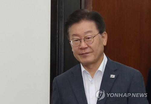 韩检方将传唤最大在野党首李在明调查对朝汇款案
