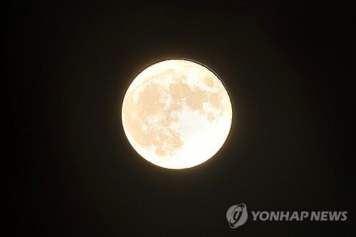 韩中秋假期全程天气晴朗适宜赏月