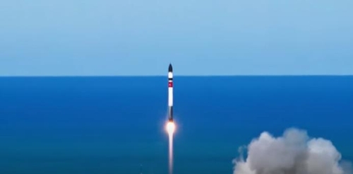 韩国微卫星群1号星在新西兰发射升空