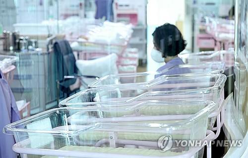报告：韩国劳动力人口20年后将减少近千万