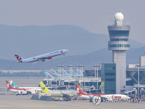 Police look into infant death aboard flight to Incheon