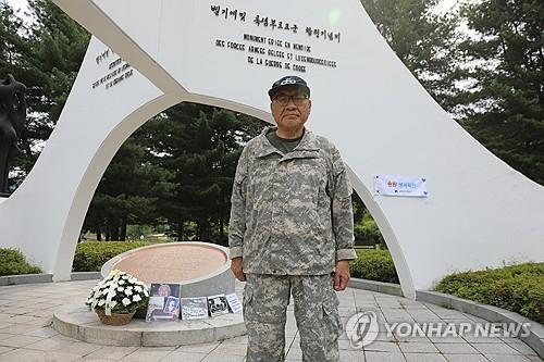 (LEAD) Abductee family group to consider not sending leaflets to N. Korea