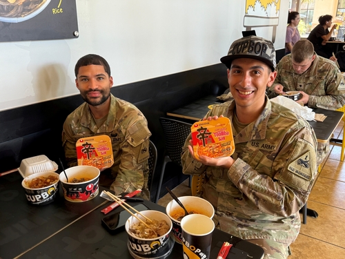 Nongshim launches ramyeon menu at U.S. military base in Texas