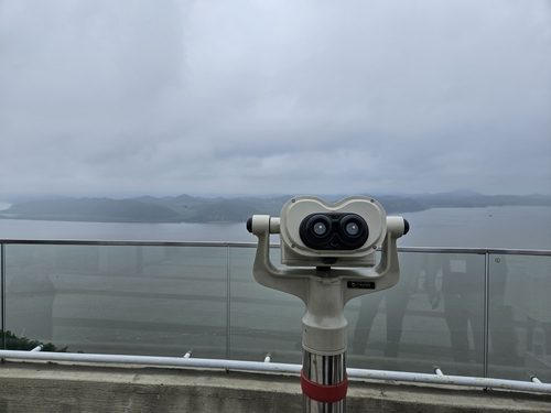 (Yonhap Feature) Border residents welcome silence as Koreas halt loudspeaker campaigns