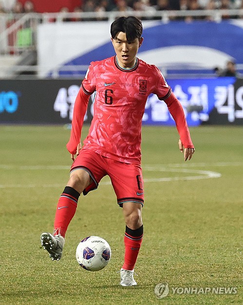 Injured midfielder Hwang In-beom removed from nat'l team roster ahead of friendlies in U.S.