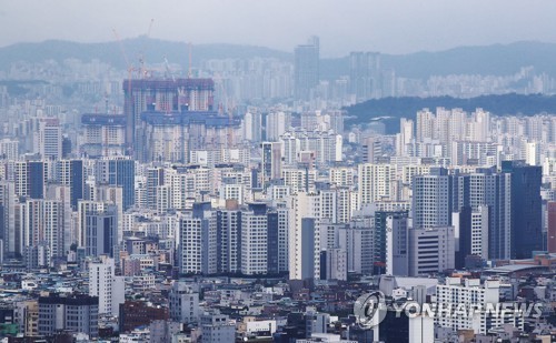 Rise in household loans gathers pace in Aug. despite real estate curb