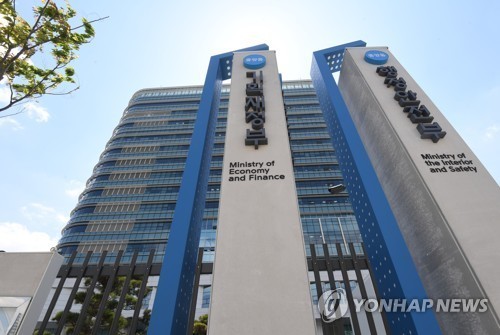 S. Korea logs 86.8 tln-won fiscal deficit in January-July