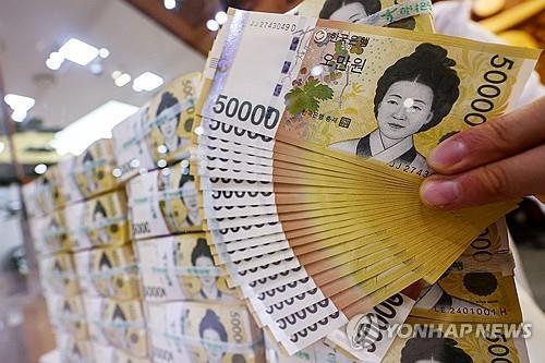 Money supply rises in July amid deposit, stock fund gains: BOK