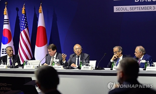 Hyundai Motor chief to join 3rd S. Korea-U.S.-Japan economic dialogue