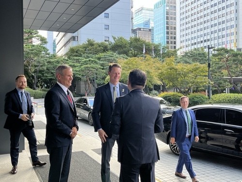 Tennessee Gov. Bill Lee meets with S. Korean biz leaders