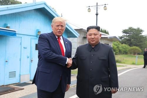 (2nd LD) Trump says he 'would love' to meet N. Korea's Kim during Asia trip: report