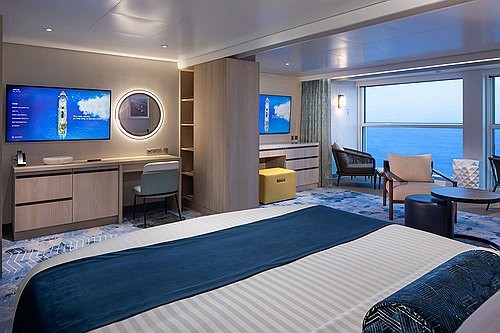 Samsung supplies TVs, signage solutions to world's largest cruise ship