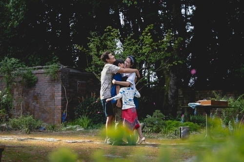 'No Other Choice' wins Best Film at Blue Dragon Film Awards