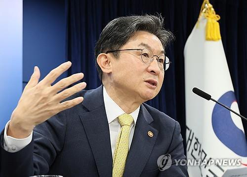 Financial regulator calls on credit card firms to better protect customer data