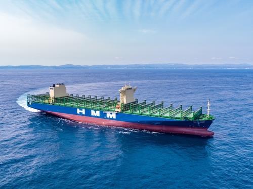 HD KSOE wins 2.13 tln-won container ship order from HMM