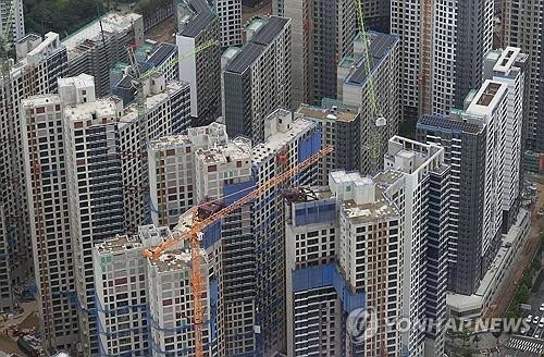 Population mobility hits 51-yr low in Oct.: data