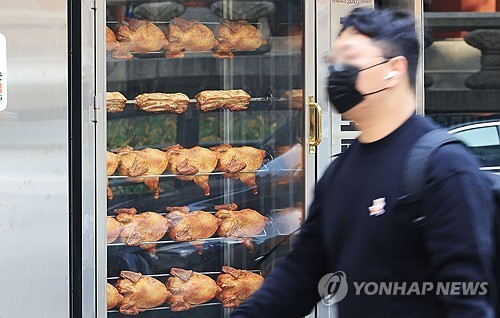 Labeling rule introduced for fried chicken franchises amid 'shrinkflation' concerns