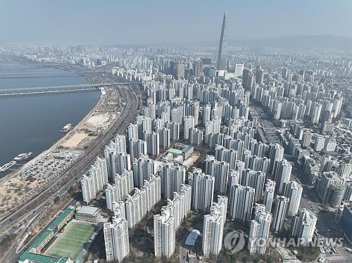 Gov't to require foreign home buyers in real estate permit zones to submit financing plan