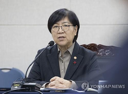 (LEAD) S. Korea, China, Japan agree on health care cooperation amid Tokyo-Beijing squabble