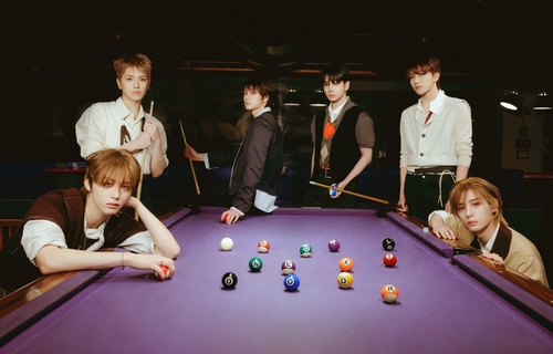 BoyNextDoor group photo