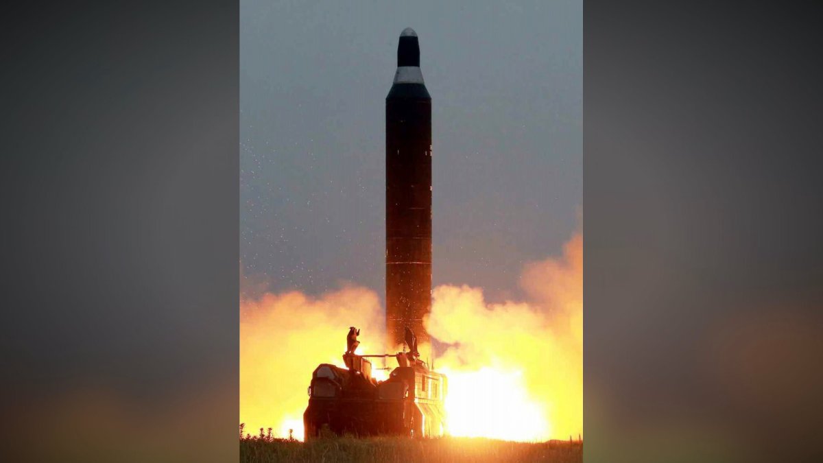 朝鲜今晨试射一枚舞水端导弹遭失败