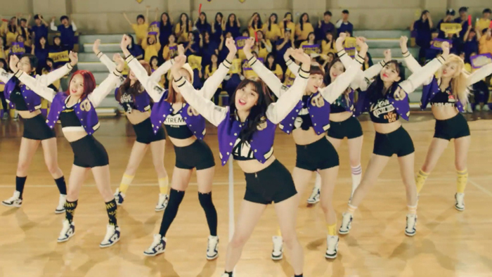 TWICEの「CHEER UP」 再生回数1億回突破（11月