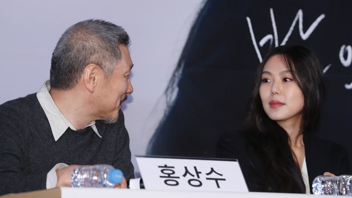 洪尚秀金敏喜首次公开承认婚外情