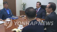 韩代总统退回12名青瓦台幕僚的辞呈