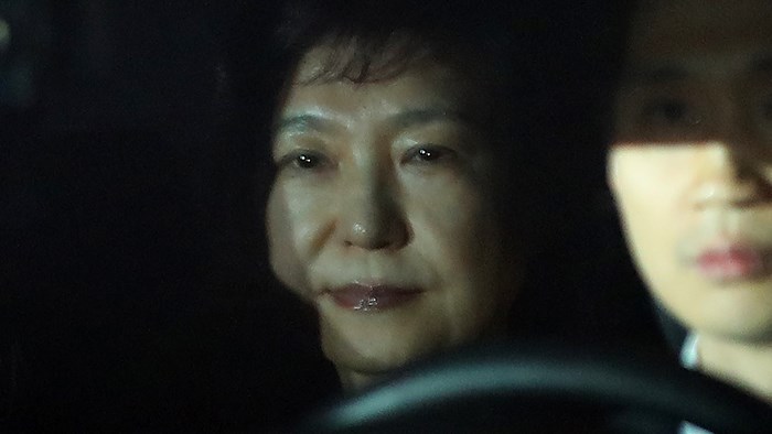 韩前总统朴槿惠被批捕