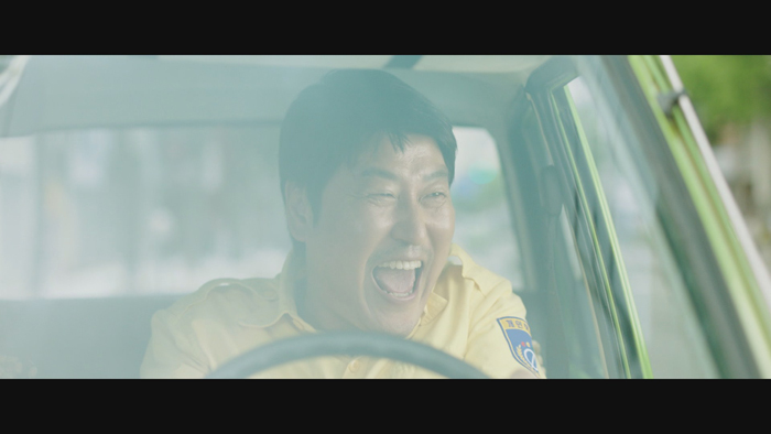 韩国票房：《出租车》观影破800万登顶年度韩片票房榜