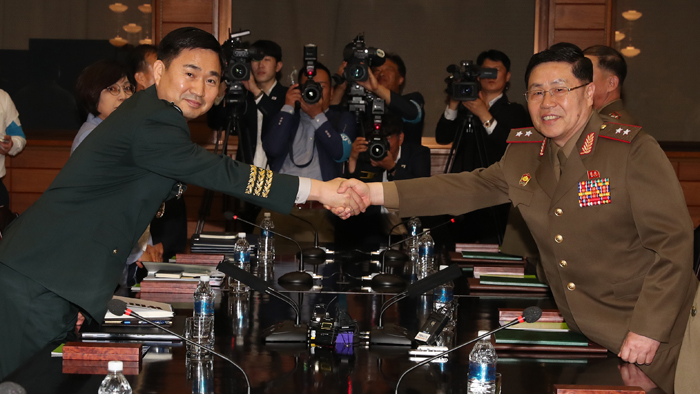 韩朝将军级军事会谈在板门店顺利重启