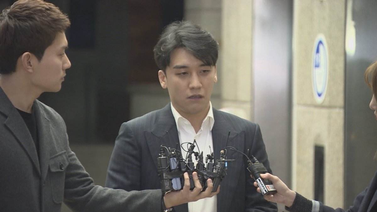 BIGBANG胜利涉色情招待接受警方调查