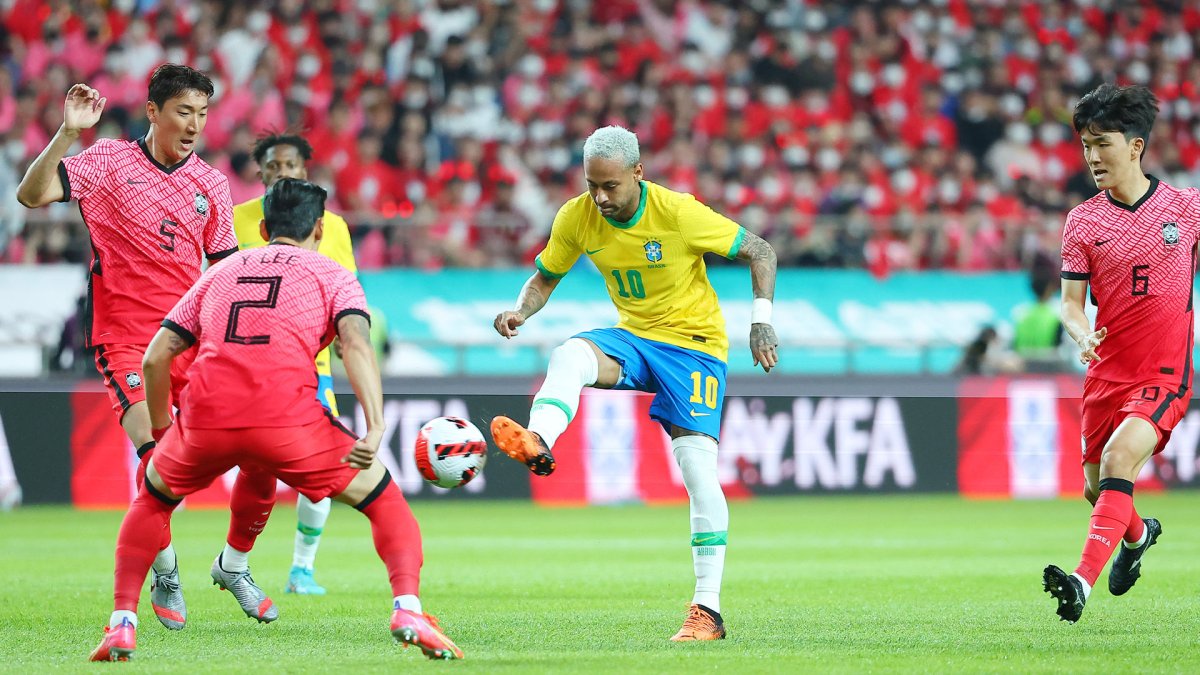 国际友谊赛韩国1:5惨败巴西
