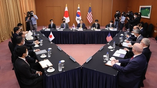 韩美日对朝代表共商朝核应对方案