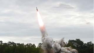 朝鲜向西部海域发射疑似5枚火箭炮炮弹