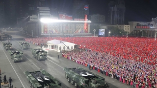 美媒：朝鲜为建军75周年阅兵做最后准备