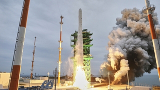 韩宣布"世界"号运载火箭第三次发射取得成功