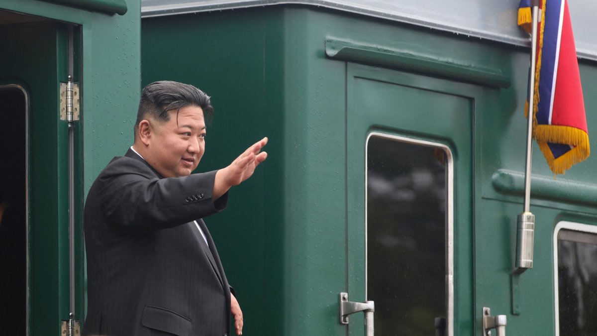朝媒称金正恩结束访俄返回朝鲜境内