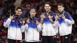 巴黎奥运男子团体佩剑韩国队摘金实现三连冠