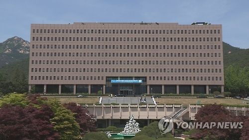 韩将分阶段恢复外国中转客免签入境