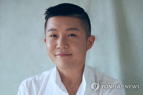 Comedian Jo Se-ho quits two major TV shows over alleged link to mobster