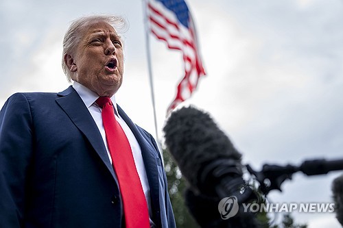 Trump says U.S. could slap higher tariffs on chips, pharmaceuticals than 25 pct auto tariff