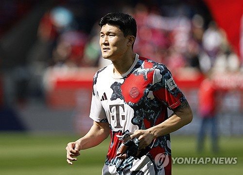 Kim Min-jae secures 1st trophy in Germany with Bayern Munich's Bundesliga title