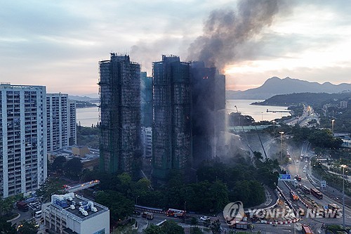 SM Entertainment, K-pop stars donate for victims of Hong Kong fire thumbnail