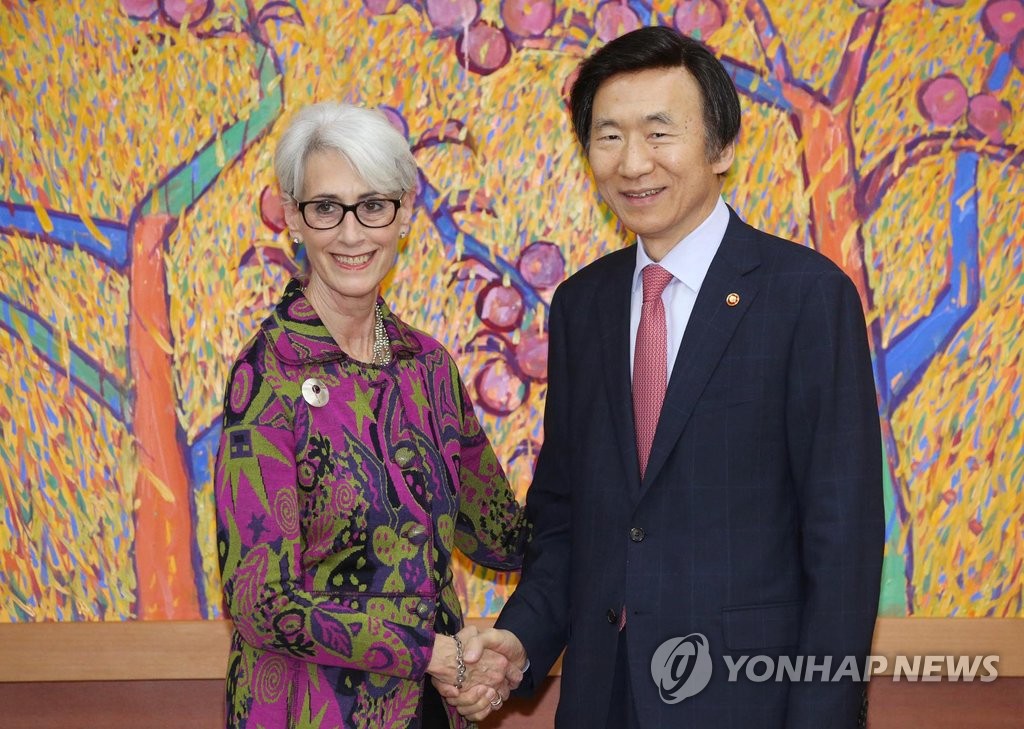韩外长接见美前副国务卿