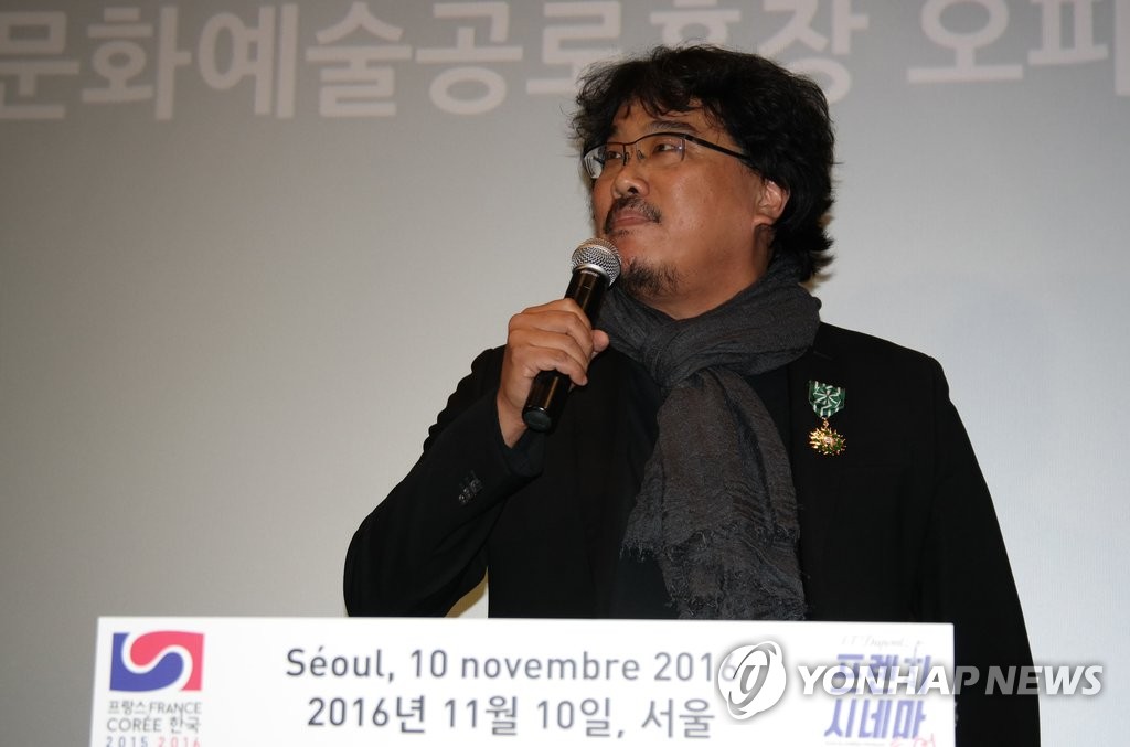 《雪国列车》导演奉俊昊