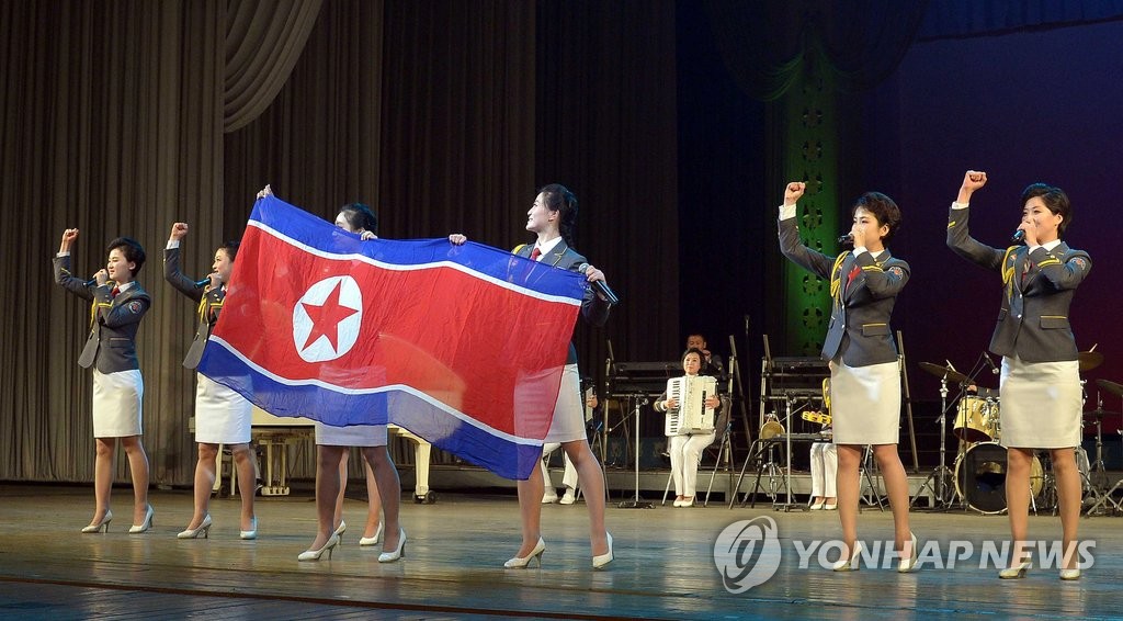 朝鲜庆祝女足夺冠