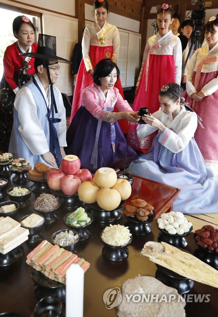 体验韩国节日祭祀礼仪